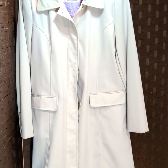 🐳Great Condition Larry Levine Cream Trench Coat Size Small - Picture 3 of 6